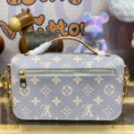 Louis Vuitton Pochette Metis East West M12429 Gray